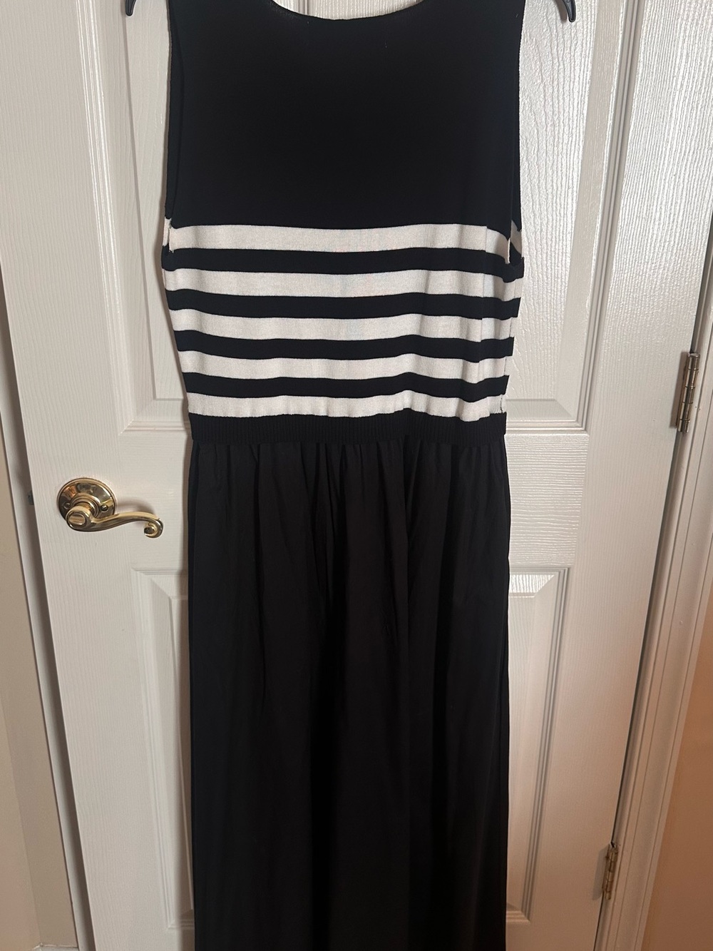 Taylor Black V-Neck Knit Top